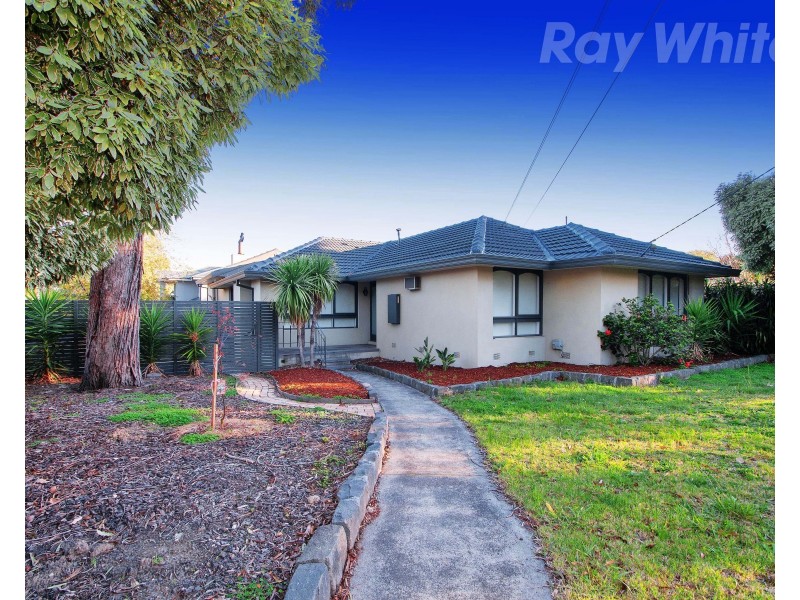 32 HOMER Avenue, Croydon South VIC 3136