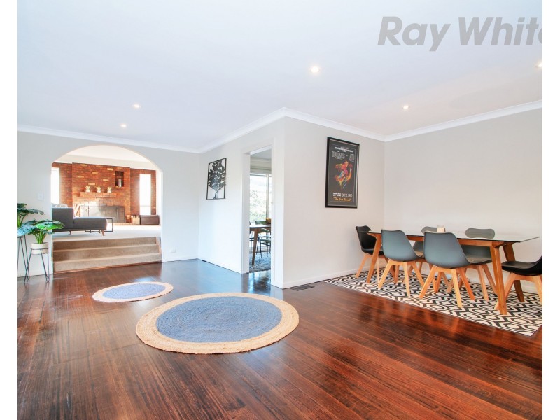 32 HOMER Avenue, Croydon South VIC 3136