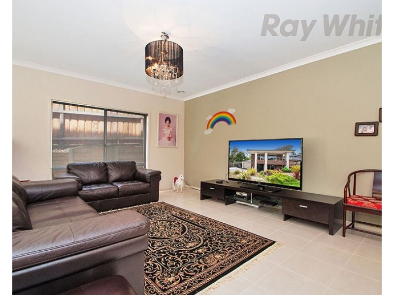 37 Norris Circuit, Croydon VIC 3136