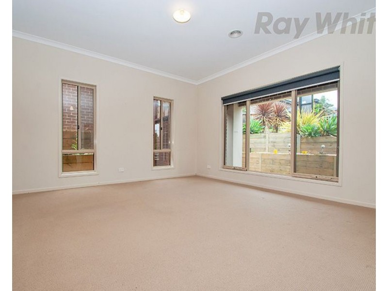 37 Norris Circuit, Croydon VIC 3136