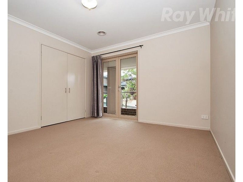 37 Norris Circuit, Croydon VIC 3136