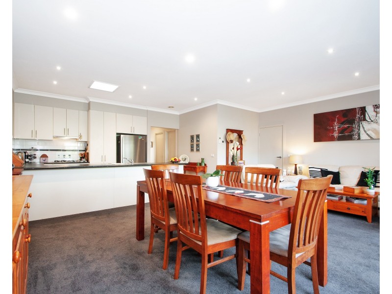 3/13 Lindel Court, Croydon VIC 3136