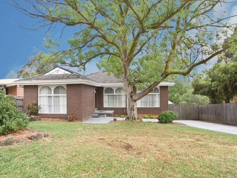 22 CLUBPOINT Drive, Chirnside Park VIC 3116