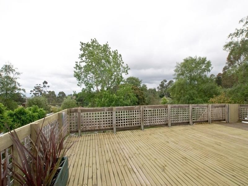 22 CLUBPOINT Drive, Chirnside Park VIC 3116