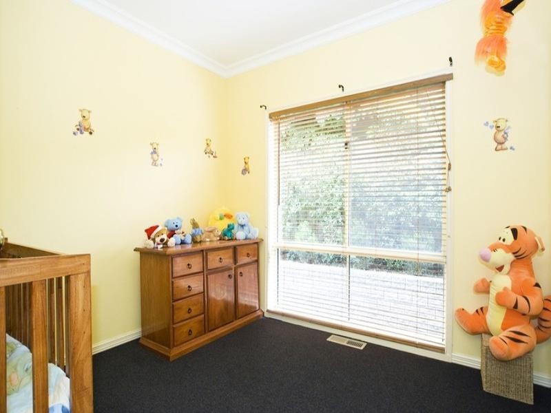 31 PAULA Way, Chirnside Park VIC 3116