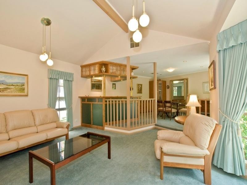 53 LYONS Road, Croydon North VIC 3136