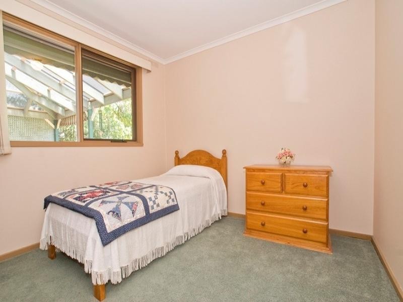 53 LYONS Road, Croydon North VIC 3136