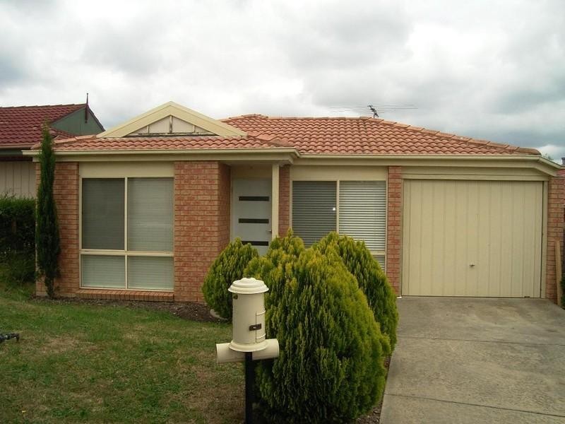 19 Billanook Way, Chirnside Park VIC 3116