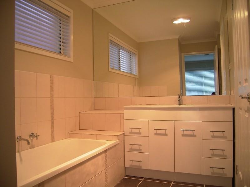 19 Billanook Way, Chirnside Park VIC 3116