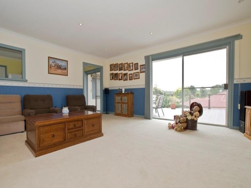 15 CAROLANNE Court, Mooroolbark VIC 3138