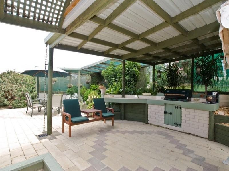 15 CAROLANNE Court, Mooroolbark VIC 3138