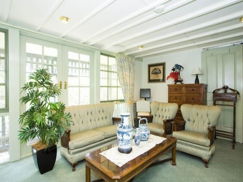 42 BROWNS Road, Montrose VIC 3765