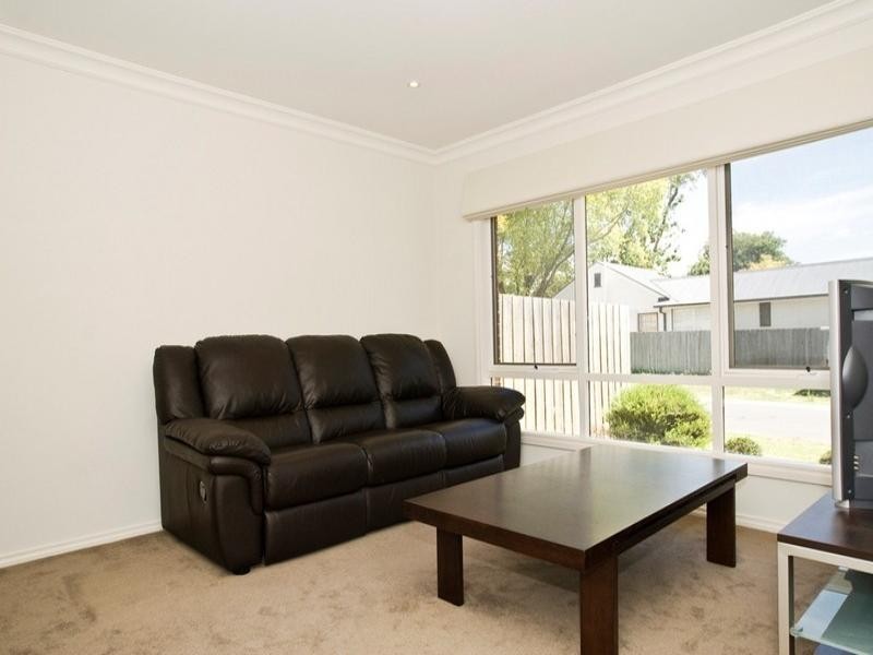 2 NICKSON Close, Bayswater North VIC 3153
