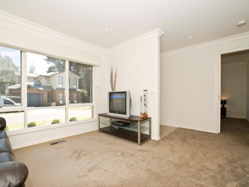 2 NICKSON Close, Bayswater North VIC 3153