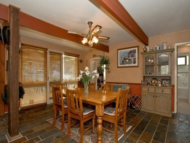 4 SHIRLEY Court, Croydon VIC 3136