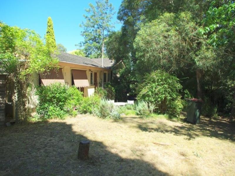 11 Wallara Crescent, Croydon VIC 3136