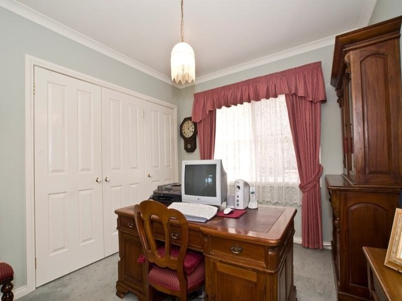 2 Morton Place, Chirnside Park VIC 3116