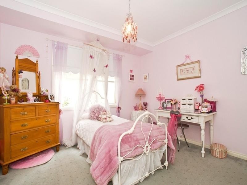 2 Morton Place, Chirnside Park VIC 3116