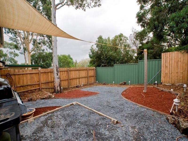 11,9 NORTH Road, Lilydale VIC 3140