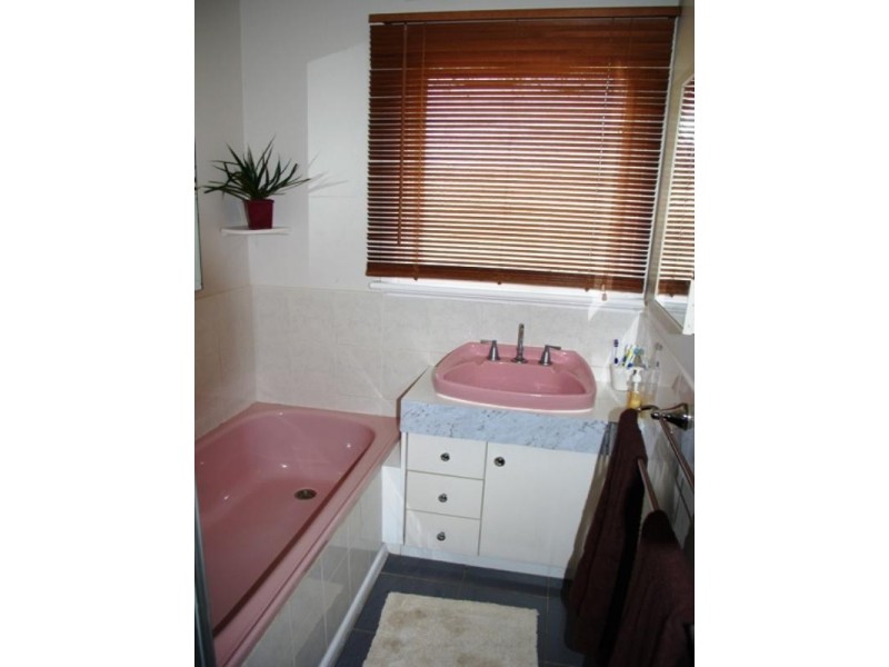 1/22 Sherlock Road, Croydon VIC 3136