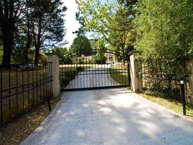 20 Aqueduct Avenue, Mount Evelyn VIC 3796