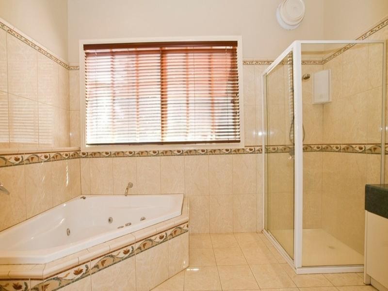 20 Aqueduct Avenue, Mount Evelyn VIC 3796