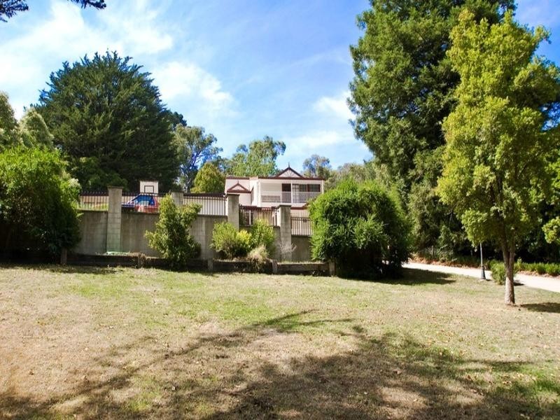 20 Aqueduct Avenue, Mount Evelyn VIC 3796