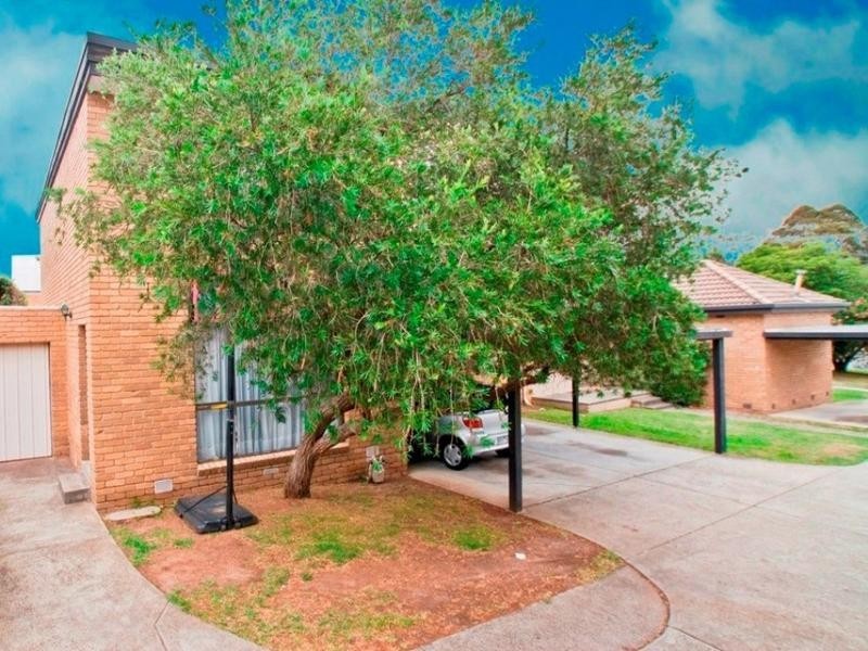 2/301 Mt Dandenong Road, Croydon VIC 3136
