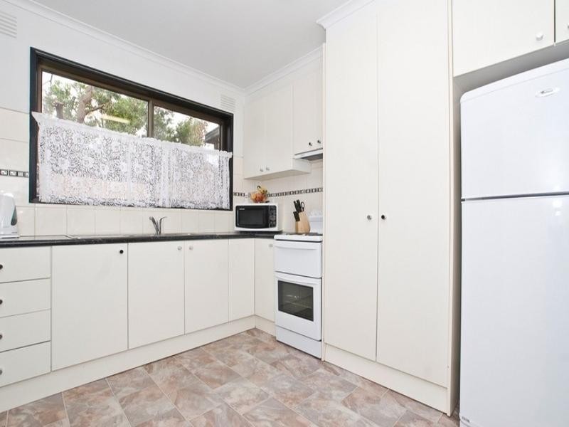 2/301 Mt Dandenong Road, Croydon VIC 3136