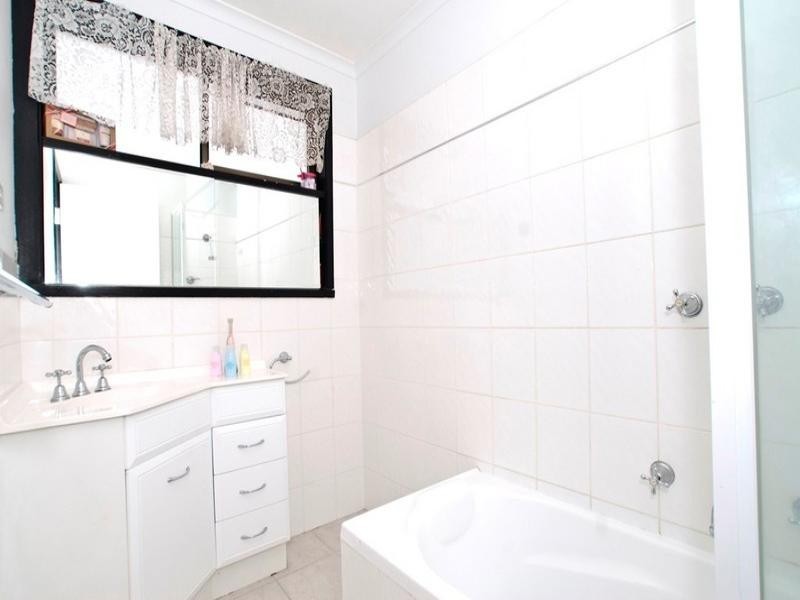 2/301 Mt Dandenong Road, Croydon VIC 3136