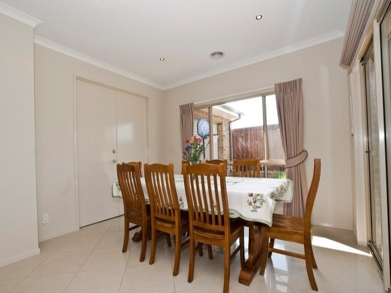 67 KINGSBURGH Lane, Lilydale VIC 3140