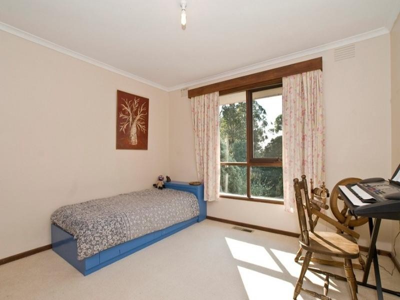 4 SPRINGSONG PASS, Chirnside Park VIC 3116