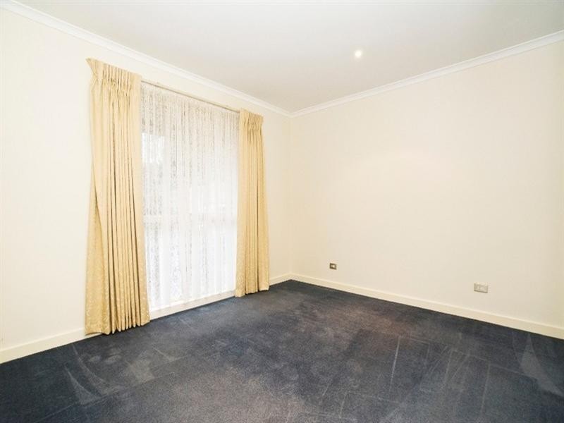 17/35-43 KENT Avenue, Croydon VIC 3136