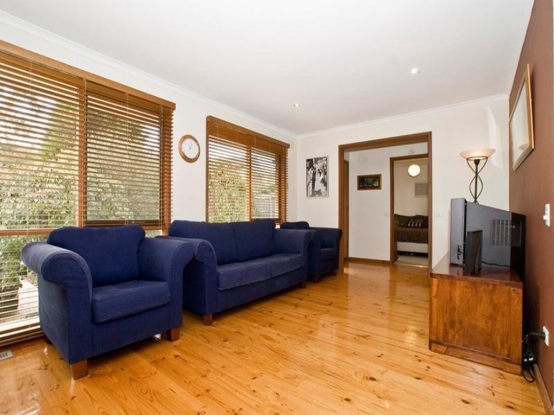 1 CART LANE (off Illoura Ave), Ringwood East VIC 3135