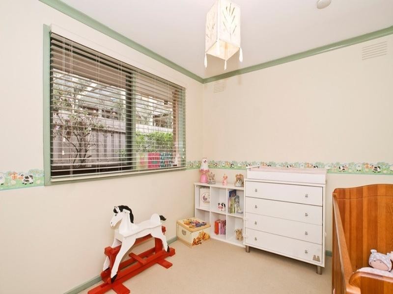 1 CART LANE (off Illoura Ave), Ringwood East VIC 3135
