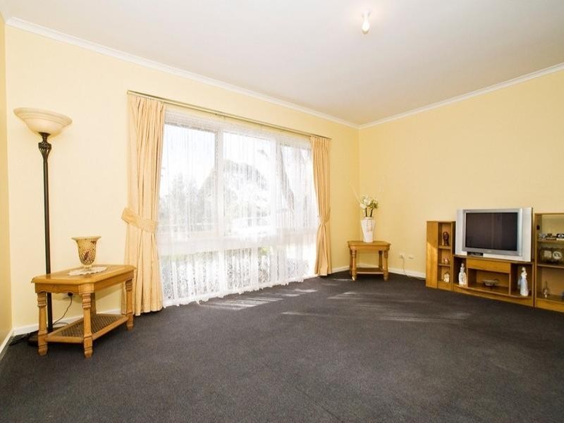 15 SPRINGSONG PASS, Chirnside Park VIC 3116