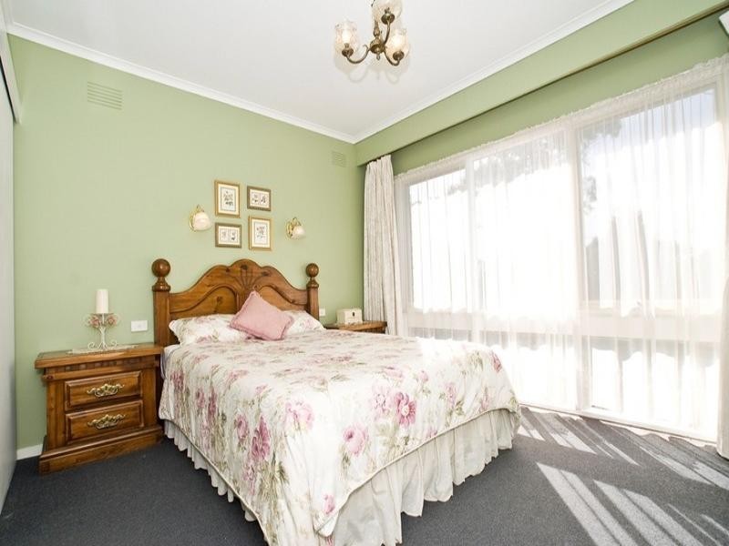15 SPRINGSONG PASS, Chirnside Park VIC 3116