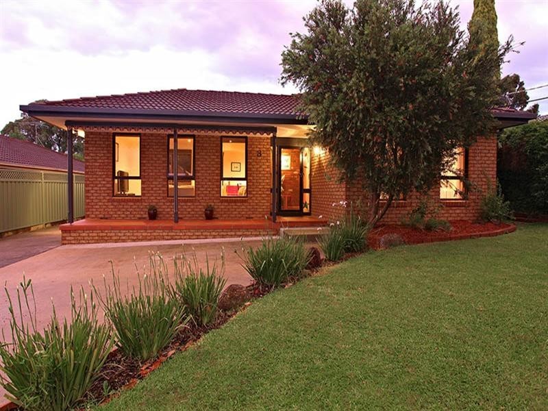 3 MARLOO Court, Croydon Hills VIC 3136