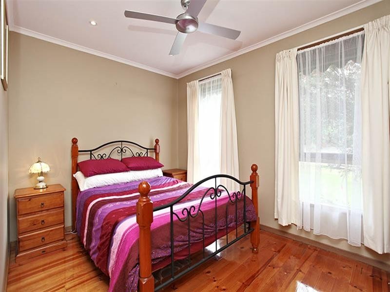 3 MARLOO Court, Croydon Hills VIC 3136