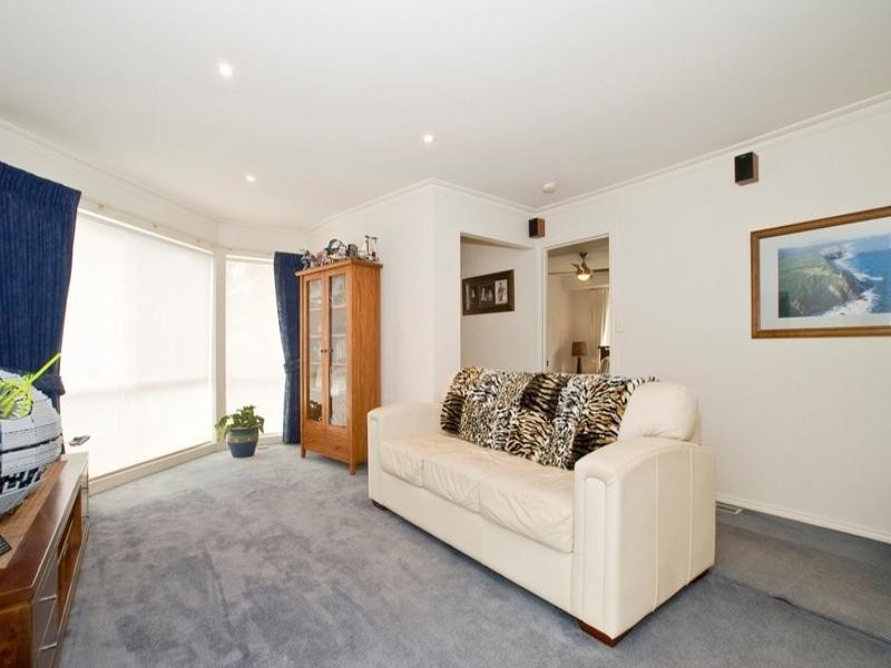 7 CLYDE Court, Croydon South VIC 3136