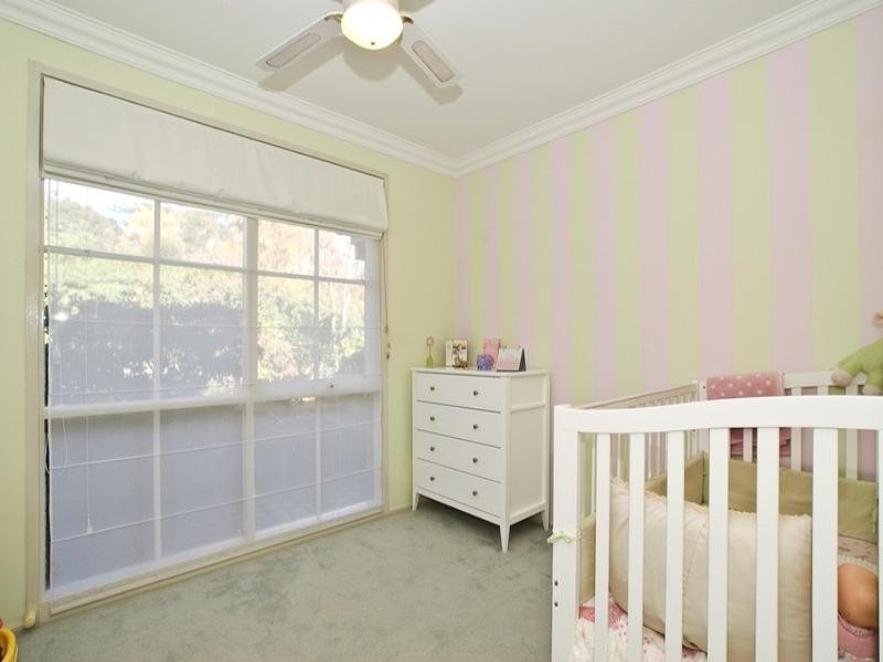 8 GRANDVALLEY Drive, Chirnside Park VIC 3116