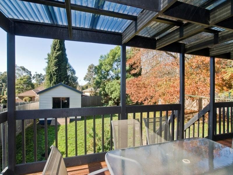 14 LYONS Road, Croydon North VIC 3136