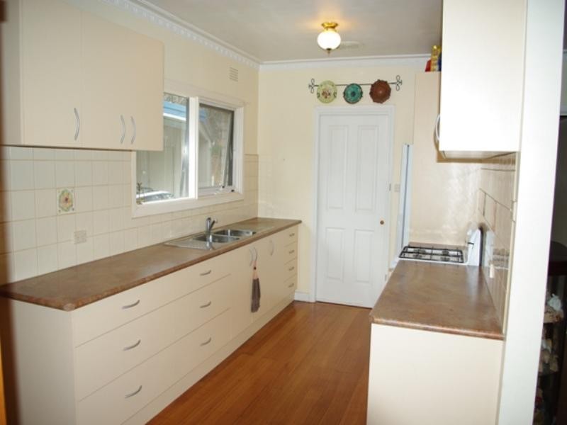 5 Warranwood Road, Warranwood VIC 3134