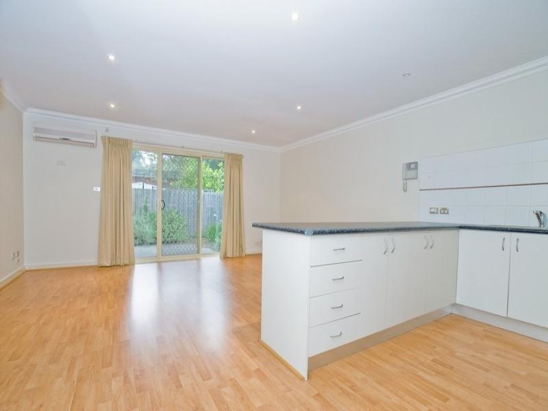 17/35-43 Kent Avenue, Croydon VIC 3136