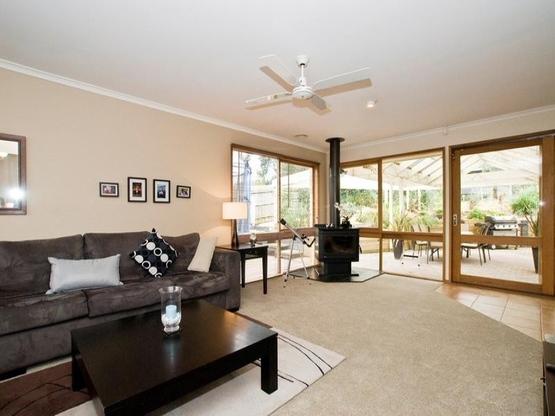 10 TAMWORTH Road, Kilsyth VIC 3137