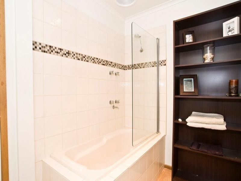 10 TAMWORTH Road, Kilsyth VIC 3137