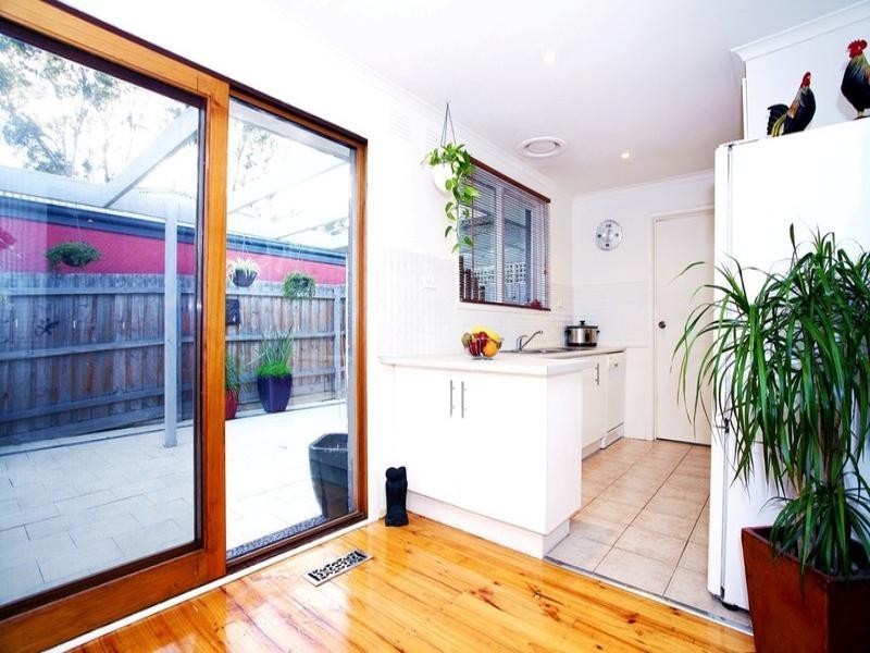 1 MULDURI Crescent, Croydon South VIC 3136