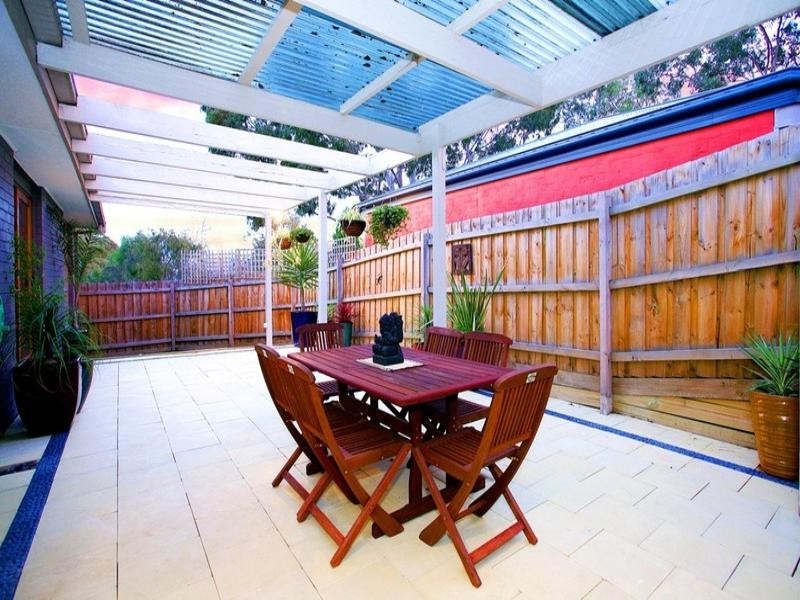 1 MULDURI Crescent, Croydon South VIC 3136