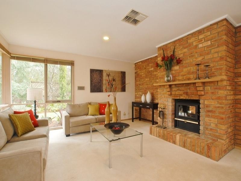 1 SUMMERHILL PARK Drive, Mooroolbark VIC 3138