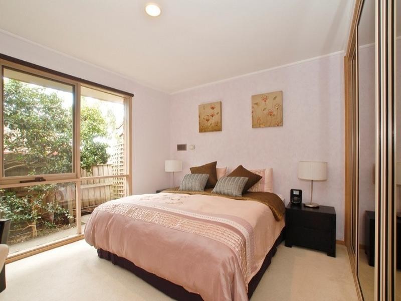 1 SUMMERHILL PARK Drive, Mooroolbark VIC 3138